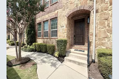 2729 Troutt Drive, Carrollton, TX 75010 - Photo 3