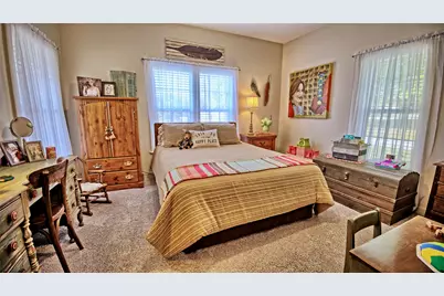 308 E Evans Street, Saint Jo, TX 76265 - Photo 7