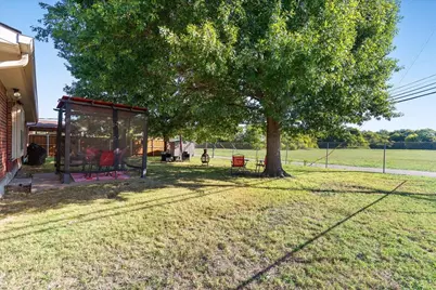 2702 Pebble Beach Drive, Lancaster, TX 75134 - Photo 33