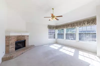 1264 Michael Avenue, Lewisville, TX 75077 - Photo 13