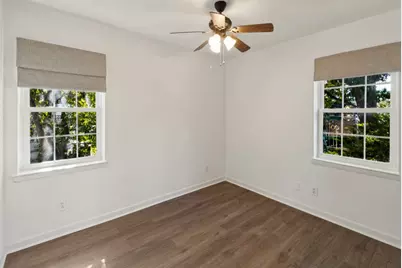 329 N Cottonwood Drive, Richardson, TX 75080 - Photo 7