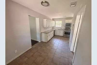 1910 Meadow Lane, Arlington, TX 76010 - Photo 7