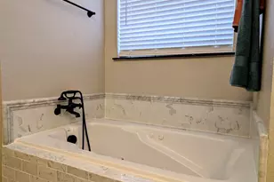 1609 Kittyhawk Dr, Little Elm, TX 75068 - Photo 17