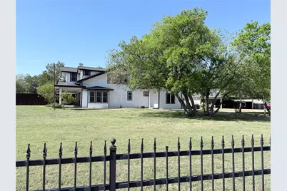 1902 Fort Worth Street, Grand Prairie, TX 75050 - Photo 3