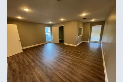 807 Washington Drive #A2, Arlington, TX 76011 - Photo 5