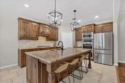 3925 Brookdale Road, Benbrook, TX 76116 - Photo 9