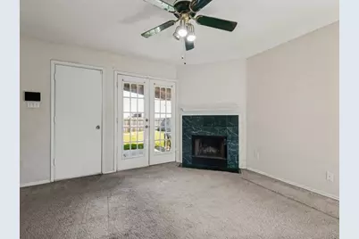 815 Greenridge Drive, Arlington, TX 76017 - Photo 9