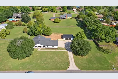 107 Locust Drive, Oak Leaf, TX 75154 - Photo 15