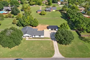 107 Locust Dr, Oak Leaf, TX 75154 - Photo 15