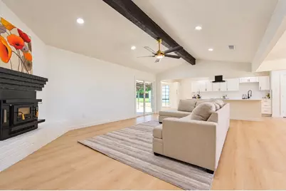 107 Locust Drive, Oak Leaf, TX 75154 - Photo 9
