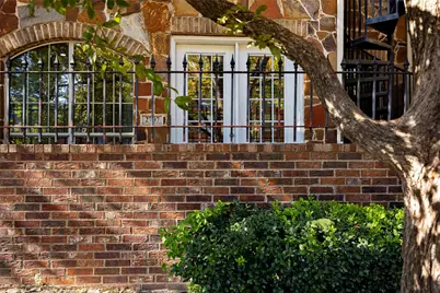 2707 Gaston Avenue, Dallas, TX 75226 - Photo 5