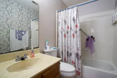 626 Thornwood Trail, Grand Prairie, TX 75052 - Photo 9