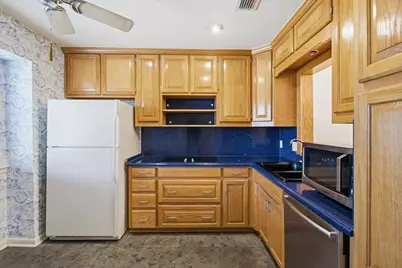 801 W Russell Avenue #103, Bonham, TX 75418 - Photo 7