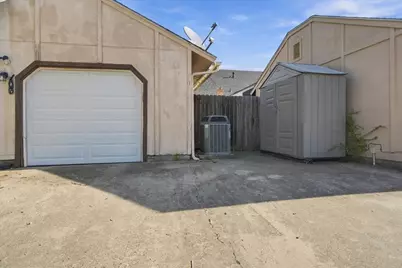 801 W Russell Avenue #103, Bonham, TX 75418 - Photo 31