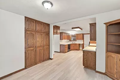 830 Truman Circle, Lancaster, TX 75146 - Photo 11
