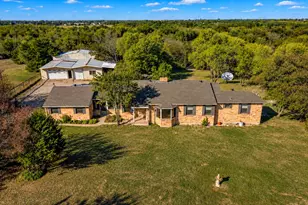 830 Truman Cir, Lancaster, TX 75146 - Photo 1