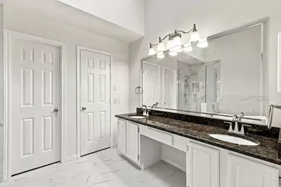 6821 Douglas Creek, Plano, TX 75023 - Photo 17