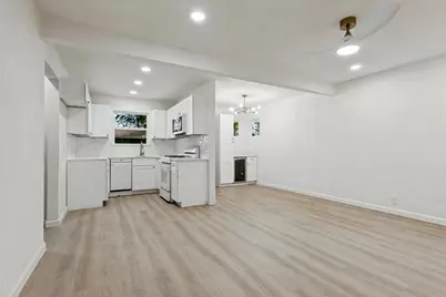 1114 10th Street, Plano, TX 75074 - Photo 11