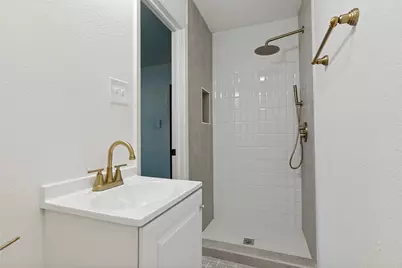 1114 10th Street, Plano, TX 75074 - Photo 3