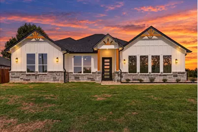 1657 Brookview Drive, Lancaster, TX 75146 - Photo 1