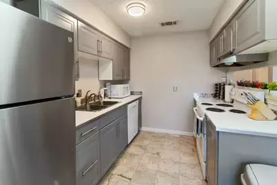 7225 Windhaven Court, North Richland Hills, TX 76182 - Photo 7