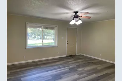 235 Sunset Drive, Fairfield, TX 75840 - Photo 5