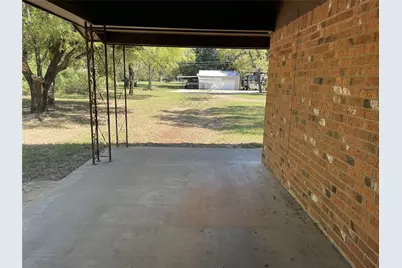 235 Sunset Drive, Fairfield, TX 75840 - Photo 17