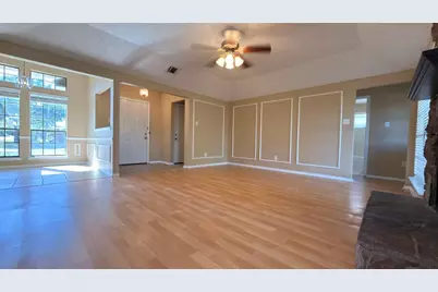 7213 Colgate Lane, Rowlett, TX 75088 - Photo 3