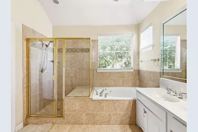14567 Juliard Lane, Addison, TX 75001 - Photo 19