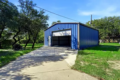 1556 Woodbee Court, Azle, TX 76020 - Photo 13