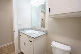 304 Colorado St, Abilene, TX 79601 - Photo 11