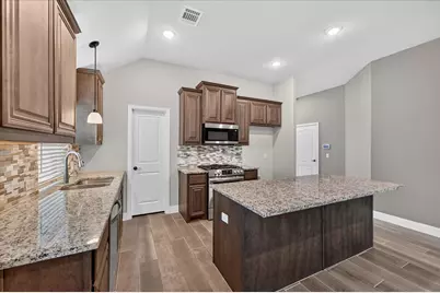 1941 Silverleaf Drive, Glenn Heights, TX 75154 - Photo 15