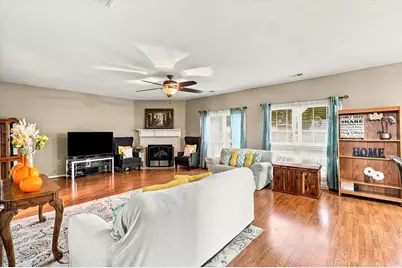 1706 Sunflower Drive, Corinth, TX 76210 - Photo 5