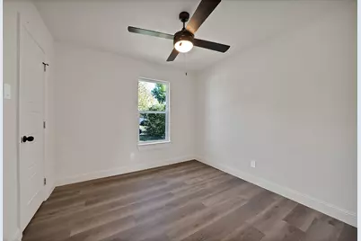 858 Lexington Drive, Lancaster, TX 75134 - Photo 25