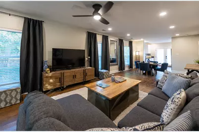 4514 Victor, Dallas, TX 75246 - Photo 3