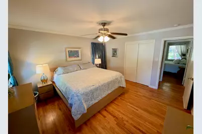 633 Oakwood Avenue, Hurst, TX 76053 - Photo 17