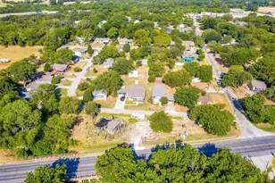 200 S Pkwy Dr, Alvarado, TX 76009 - Photo 1