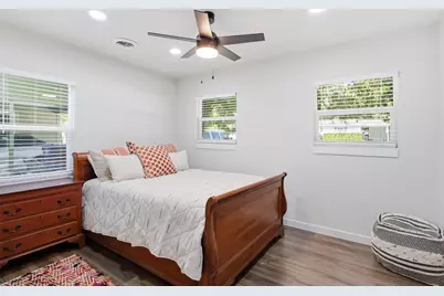 5885 Tracyne Drive, Westworth Village, TX 76114 - Photo 17