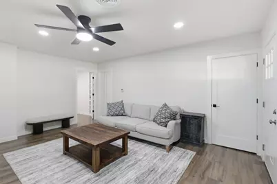 5885 Tracyne Drive, Westworth Village, TX 76114 - Photo 7