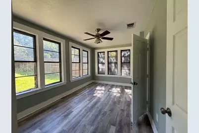 1300 N Oak Avenue, Mineral Wells, TX 76067 - Photo 11