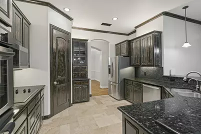 107 Dustin Circle, Hudson Oaks, TX 76087 - Photo 17