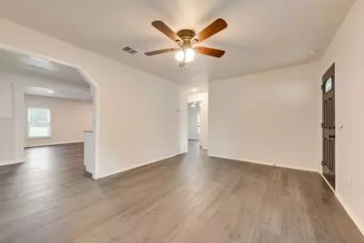 8324 Raymond Avenue, White Settlement, TX 76108 - Photo 9