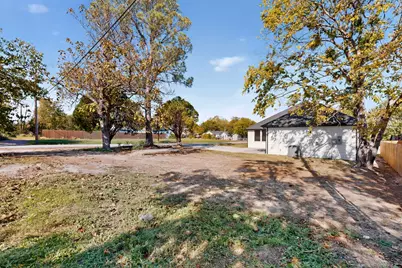 1309 N Breckenridge Street, Ennis, TX 75119 - Photo 39