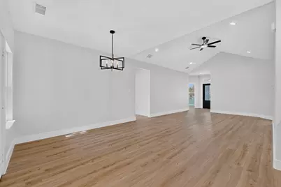 1309 N Breckenridge Street, Ennis, TX 75119 - Photo 7