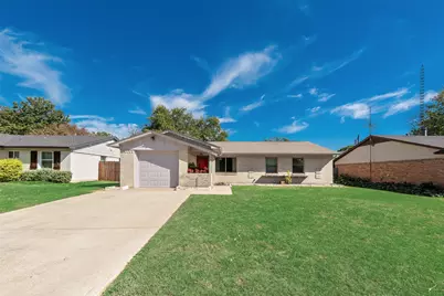 308 N Cottonwood Drive, Richardson, TX 75080 - Photo 3