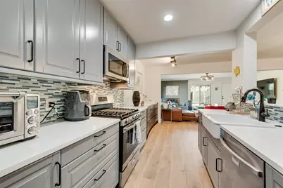 308 N Cottonwood Drive, Richardson, TX 75080 - Photo 17