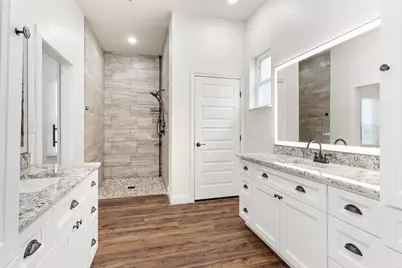 1754 Riverview Drive, Cleburne, TX 76033 - Photo 17