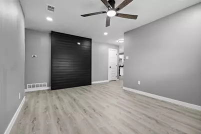 820 Colgate Drive, Lancaster, TX 75134 - Photo 5
