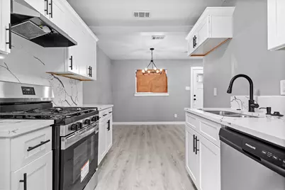 820 Colgate Drive, Lancaster, TX 75134 - Photo 3