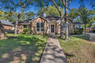 3620 Dahlia Dr, Grand Prairie, TX 75052 - Photo 1